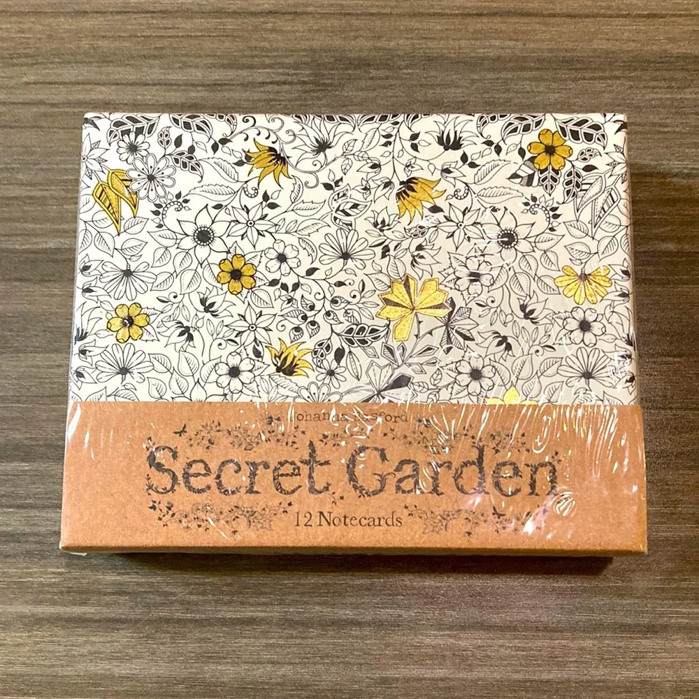 Secret Garden Johanna Basford 12 Secret Garden Notecards - Picture 4 of 9